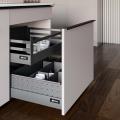 PANTRY UNITS WITH SQUARE RAIL 3