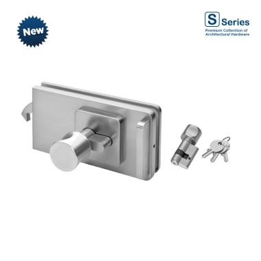 Key to knob for door opening to right